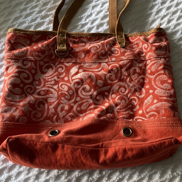 Myra bag- like new- pockets on the inside and leather strap - Picture 3 of 9